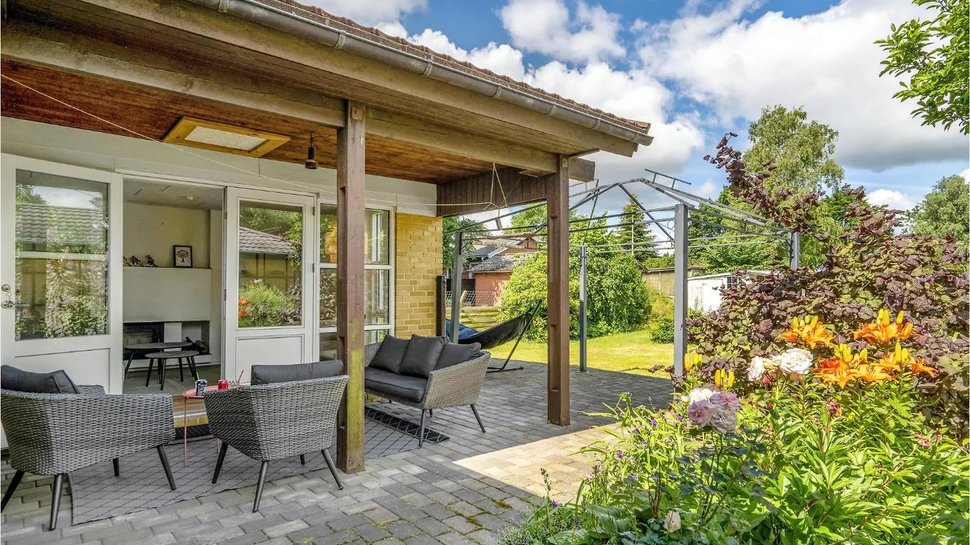 Nice Home In Billund With Kitchen